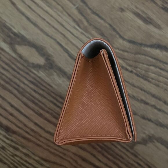 Tory Burch Orange and Gold Eyewear Case - Picture 5 of 5